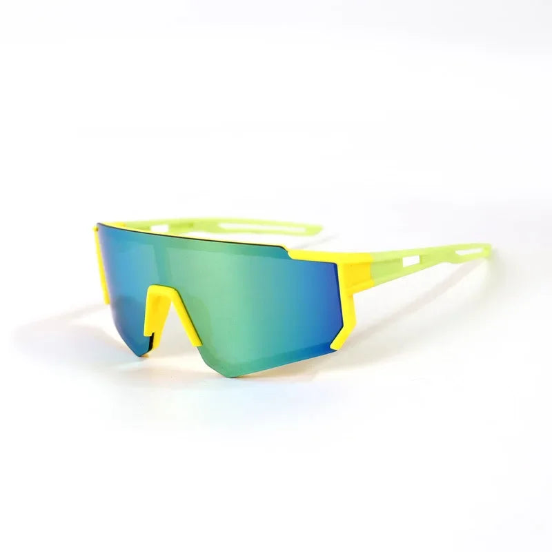 Trendy Boys' Sunglasses - Colorful Lenses ā Ideal for Outdoor Adventures and Cycling!