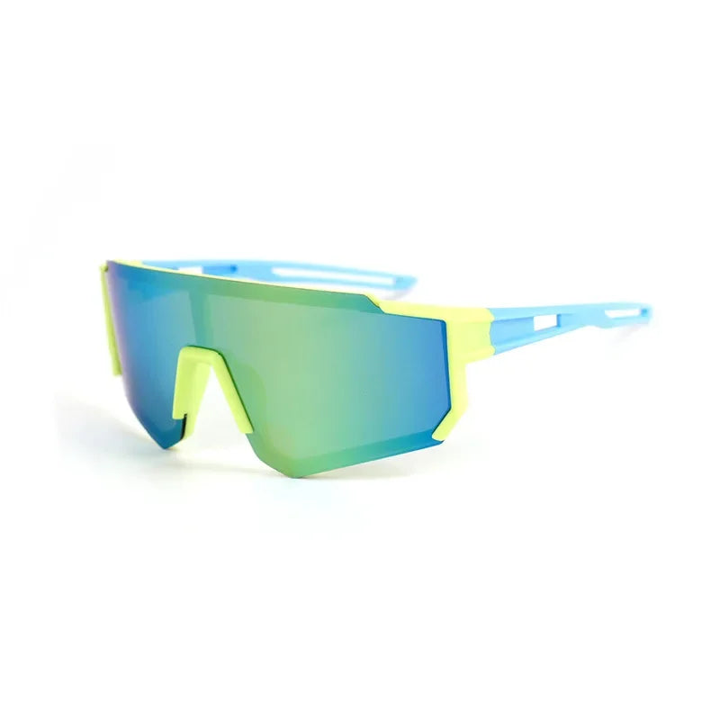 Trendy Boys' Sunglasses - Colorful Lenses ā Ideal for Outdoor Adventures and Cycling!